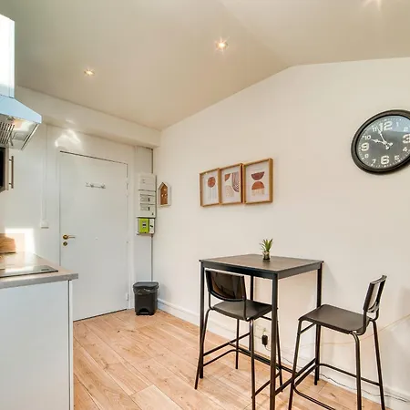 Le Nid Blanc - Agreable Equipe Lägenhet Oullins